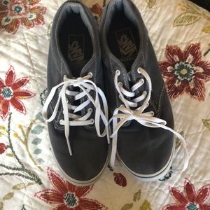 Deleting soon!!Vans women’s lace up sneakers 9